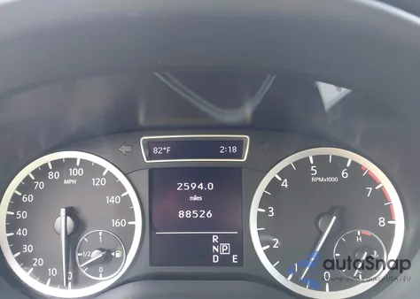 2018 Infiniti Qx30 Luxury z USA, uszkodzony, nr VIN SJKCH5CP0JA054581